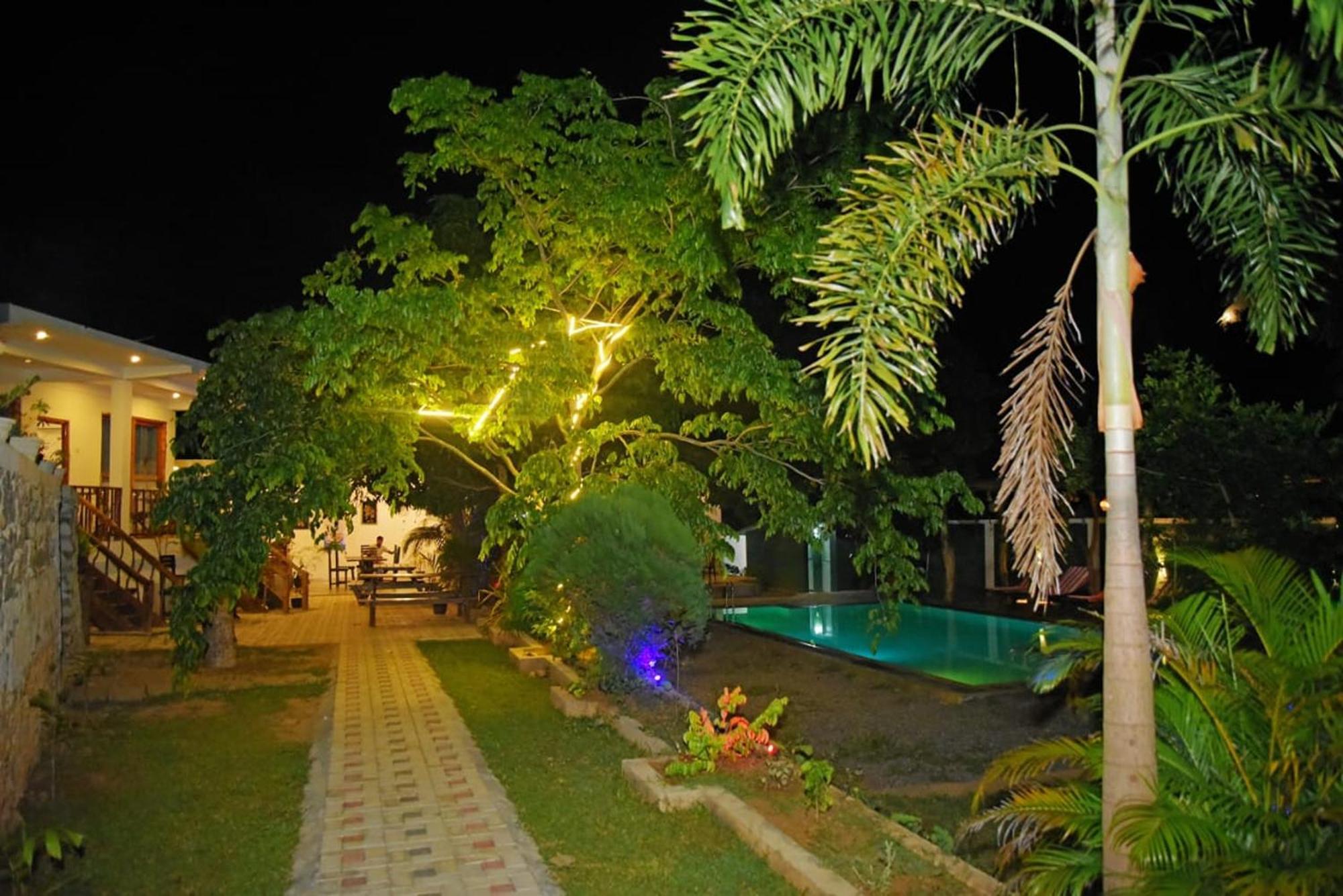 Lily Resort Udawalawe Esterno foto
