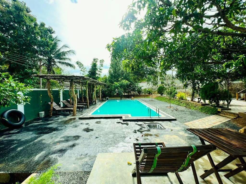 Lily Resort Udawalawe Esterno foto