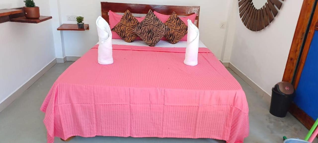 Lily Resort Udawalawe Esterno foto